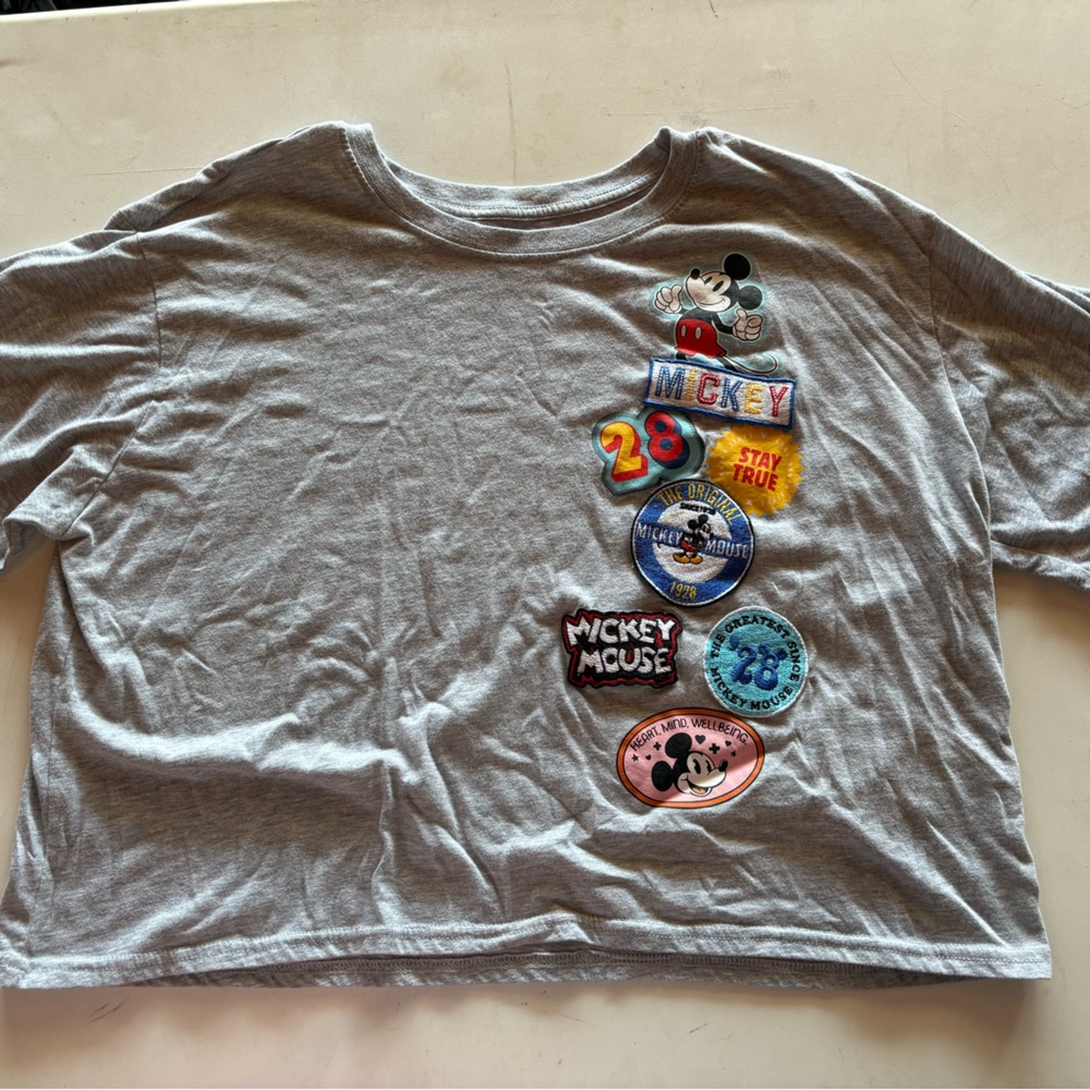 Disney Mickey Mouse Gray 3xl crop top